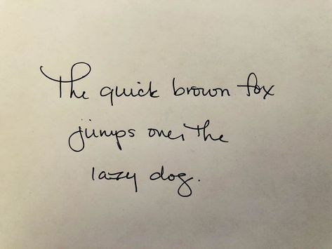 Aesthetic Penmanship, Dream Handwriting, Handwriting Styles To Copy, Beautiful Handwriting Fonts, Handwriting Aesthetic, Architectural Lettering, Penmanship Handwriting, Handwriting Inspiration, Handwriting Inspo