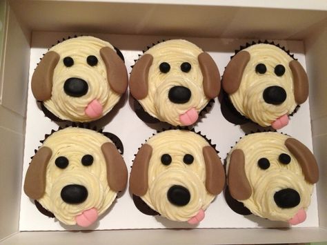 Cupcakes For Birthday, Puppy Dog Cupcakes, Dog Birthday Cupcakes, Puppy Birthday Cakes, Cupcakes Cute, Puppy Cupcakes, Cookie Cake Designs, Dog Themed Birthday Party, Baking Decor