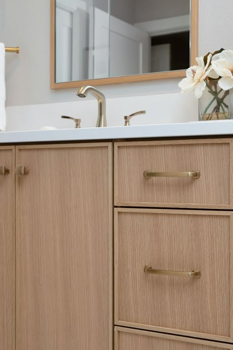 Oak Vanity Bathroom, Luxury Bathroom Remodel, Shaker Cabinets Kitchen, Slim Shaker Cabinets, White Oak Kitchen Cabinets, White Oak Vanity, Oak Bathroom Cabinets, Slim Shaker Cabinet, Slim Shaker