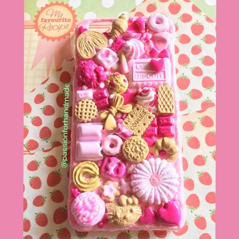 Custom Phone Cases Ideas, Strawberry Phone Case, Candy Phone Cases, Phone Case Kawaii, Food Phone Cases, Harajuku Decora, Decoden Case, Crystal Phone Case, Cute Office Supplies