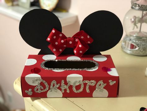 Valentines Box Minnie Mouse, Minnie Valentine Box Ideas, Minnie Mouse Valentine Box Ideas, Girl Valentines Box Ideas, Tissue Box Valentine Boxes, Mickey Mouse Valentine Box Ideas, Minnie Mouse Valentines Boxes, Valentine’s Day Shoebox Ideas, Valentines Card Box Ideas