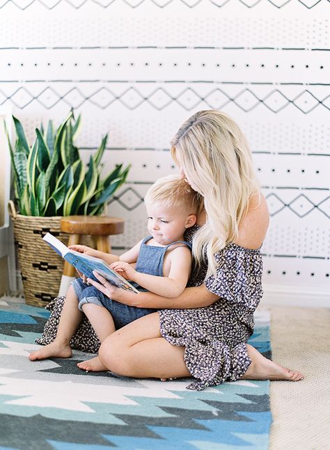 Mother Son Photos at Home with Lauren Peelman - Inspired by This Mom And Son At Home Photo Ideas, Mommy Son Pictures At Home, At Home Mommy And Me Pictures, Mother Son Pics, Mother Son Poses, Mommy Son Pictures, Mom Daughter Photography, Son Photoshoot, Son Pictures