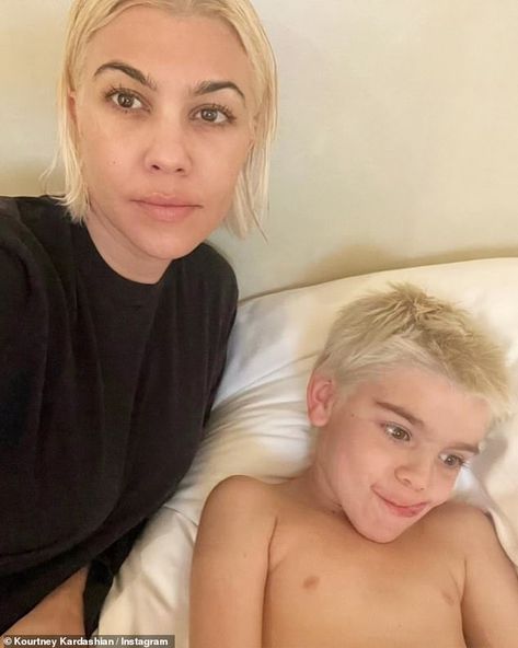 Kourtney Kardashian Barker, Reign Disick, Bleached Blonde, Jenner Kids, Ex Bf, Kardashian Kids, Jenner Family, Kardashian Family, Platinum Blonde Hair