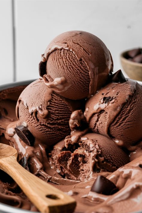 Indulge in the rich and creamy goodness of homemade chocolate ice cream with this no-machine recipe. Satisfy your sweet cravings with this easy-to-follow homemade chocolate ice cream recipe that requires minimal effort. Creating a decadent and velvety smooth chocolate ice cream at home has never been easier! Elevate your dessert game with this luxurious treat that you can enjoy any time of the year. Treat yourself to a scoop of heavenly chocolate delight and experience pure bliss in every bite. Chocolate Ice Cream Aesthetic, Cupcake Recipes Uk, Birthday Picnics, Chocolate Gelato, Homemade Chocolate Ice Cream, Ice Cream Gelato, Chocolate Ice Cream Recipe, Ice Cream Photography, Dessert Photography