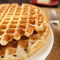 The boyfriend adores waffles Crunchy Waffles, Pecan Waffle Recipe, Weekend Breakfast Recipes, Pecan Waffles, Wheat Belly, Waffles Recipe, Waffle Cookies, Waffle Recipe, Lunch Appetizers