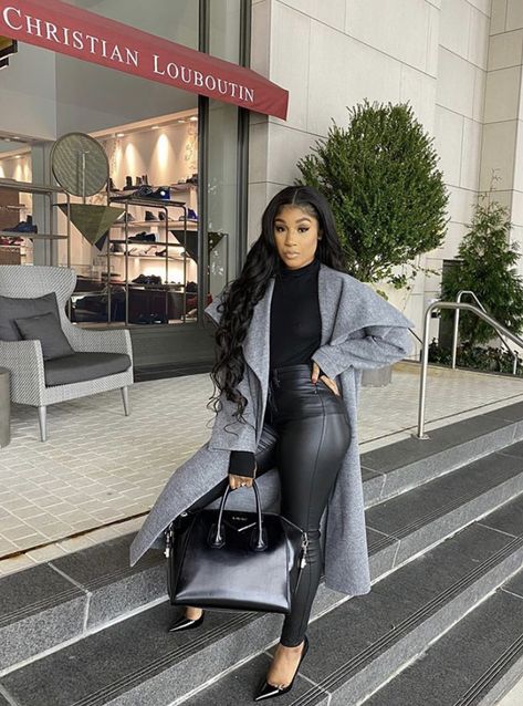 Winter Date Outfits, Looks Hip Hop, Winter Date Night Outfits, Boujee Aesthetic, Gray Coat, Classy Winter Outfits, Winter Fashion Outfits Casual, Mode Jeans, Classy Casual Outfits