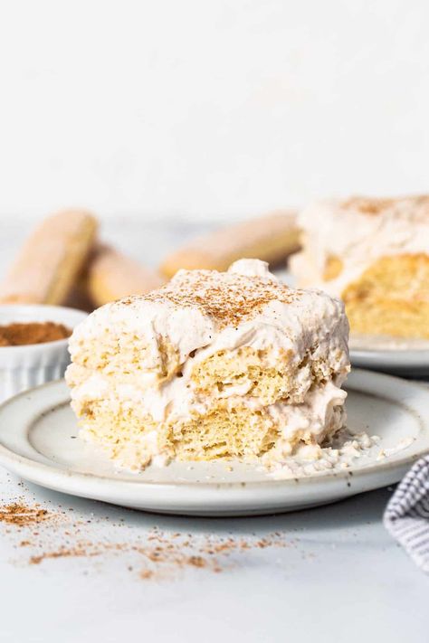 This eggnog tiramisu is the perfect holiday dessert. Made with marscapone, eggnog, lady fingers, and a few more ingredients. Eggnog Tiramisu, Eggnog With Rum, Eggnog Dessert, Lady Finger Cookies, Delish Desserts, Dessert Spread, Festive Desserts, Tiramisu Cake, Tiramisu Recipe