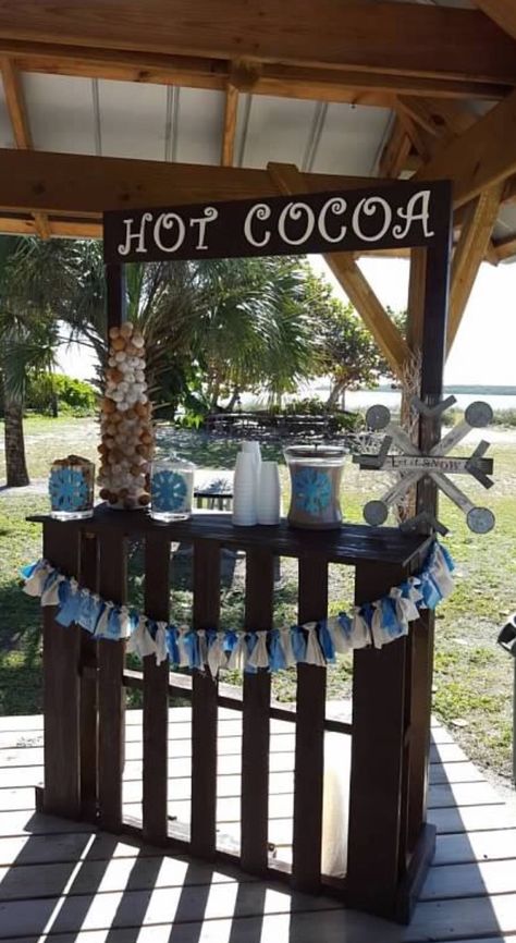 Hot cocoa stand made from a pallet Pallet Hot Cocoa Stand Diy, Hot Chocolate Stand, Christmas Textiles, Cocoa Stand, Hot Cocoa Stand, Parade Ideas, Diy Hot Chocolate, Hot Chocolate Gifts, Christmas Pics