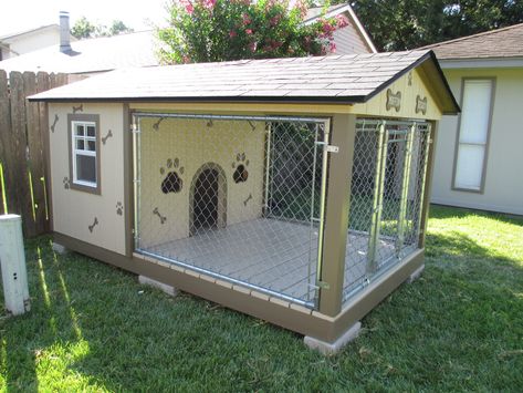 Outside Dog Pen Ideas, Dog Kennel And Run Ideas, Dog House With Kennel, How To Build A Dog Kennel Outdoor, Heated Dog Kennel Ideas Outdoor, Dog Kennel Blueprints, Dog Kennels Diy Outdoor, Build Dog Kennel Outdoor, Dog Kennel Ideas Outdoor Diy Cheap