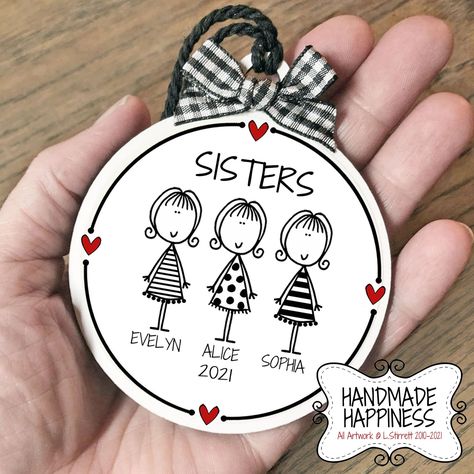 Friends Ornaments, Disc Ornaments, Sisters Ornament, Bff Christmas Gifts, Diy Gifts For Grandma, Sister Ornament, Bff Christmas, Christmas Gifts For Brother, Friend Christmas Ornaments