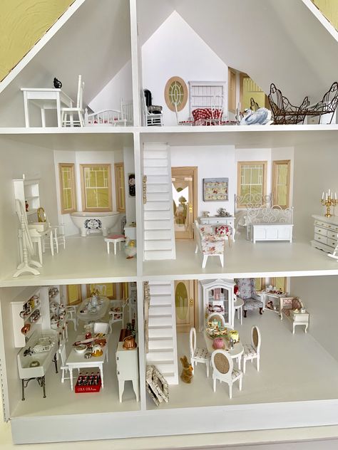 Visit @bobbypinbandit on IG for more of The Painted Lady Dollhouse. Victorian Painted Lady Dollhouse Interior, Victorian Painted Lady Dollhouse, Painted Lady Dollhouse Interior, Painted Lady Dollhouse, Real Good Toys, Dollhouse Holiday, Lady Doll, Doll House Plans, Victorian Dollhouse