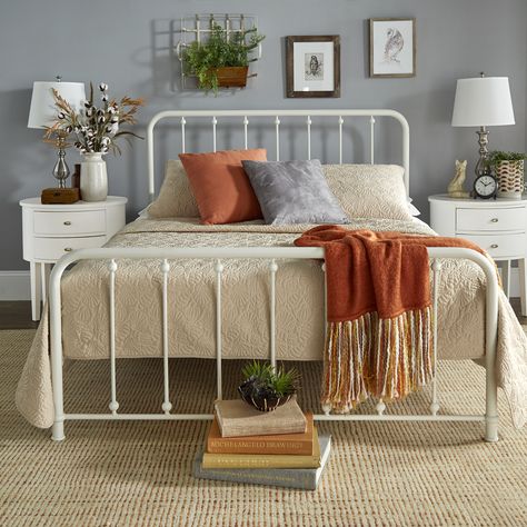 White Metal Bed Frame, White Metal Bed, Curved Headboard, Bed White, Iron Bed, Metal Platform Bed, Romantic Decor, Metal Bed, Metal Bed Frame