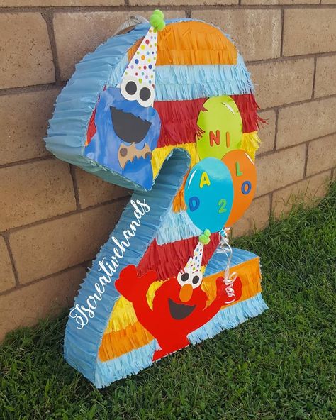 Elmo Pinata Number 2, Sesame Street Pinata, Elmo Pinata, Pinatas Ideas, Elmo Birthday Party, Piñata Ideas, Elmo Party, Sesame Street Party, Elmo Birthday