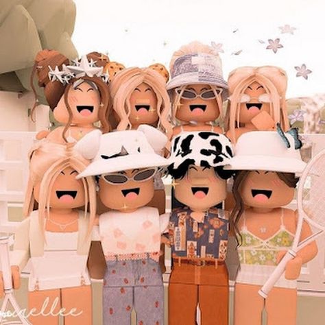 Roblox Besties, Roblox Friends, My Squad, Squad Pictures, Squad Photos, Wallpaper Iphone Disney Princess, Photo Grouping, Wallpaper Iphone Disney, Group Pictures