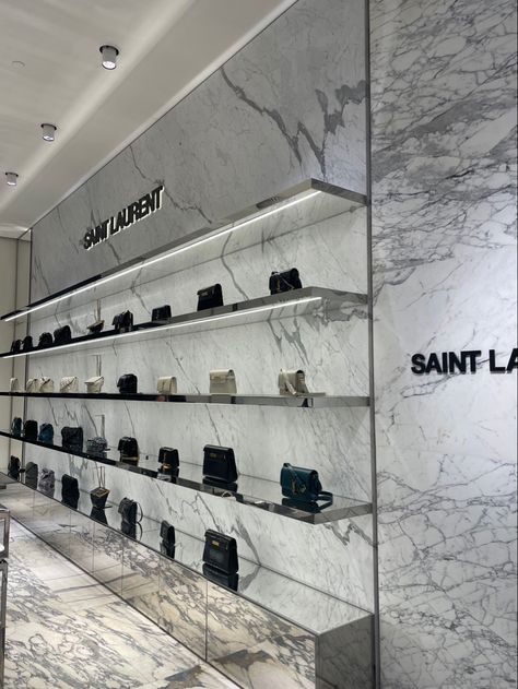 Bag Store Display, Ysl Store, Stone Island Store, Showroom Ideas, Shoe Store Design, Dressing Room Decor, Lounge Interiors, Boutique Interior Design, Beauty Salon Decor