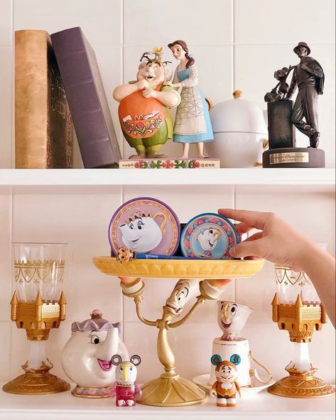 Disney Aesthetic Decor, Disney Princess Kitchen Decor, Beauty And The Beast Room Decor, Disney Themed Kitchen, Disney Apartment Decor, Disney Bedroom Decor, Beauty And The Beast Room, Beauty And The Beast Bedroom, Disney Princess Bedroom