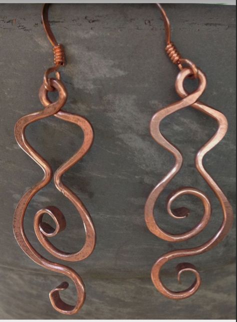 Dancing Goddess, Metalsmith Jewelry, Wire Earrings Handmade, Wire Jewelry Earrings, Copper Wire Art, Wire Wrap Jewelry Designs, Plant Jewelry, Copper Wire Jewelry, Aluminum Jewelry