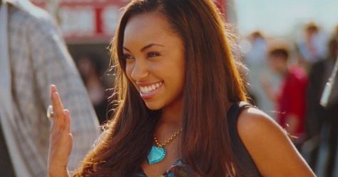 Leighton Meester Hair, Bratz Movie, 2000s Shows, Logan Browning, Brunette Aesthetic, Girly Graphics, 00s Nostalgia, Mazzy Star, Movies Outfit