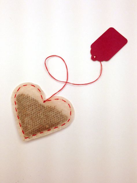 Lizzie Hearts, Lovecore Aesthetic, Modern Disney, Bujo Inspiration, Foto Art, Stardew Valley, Tea Bags, Red Aesthetic, Twisted Wonderland