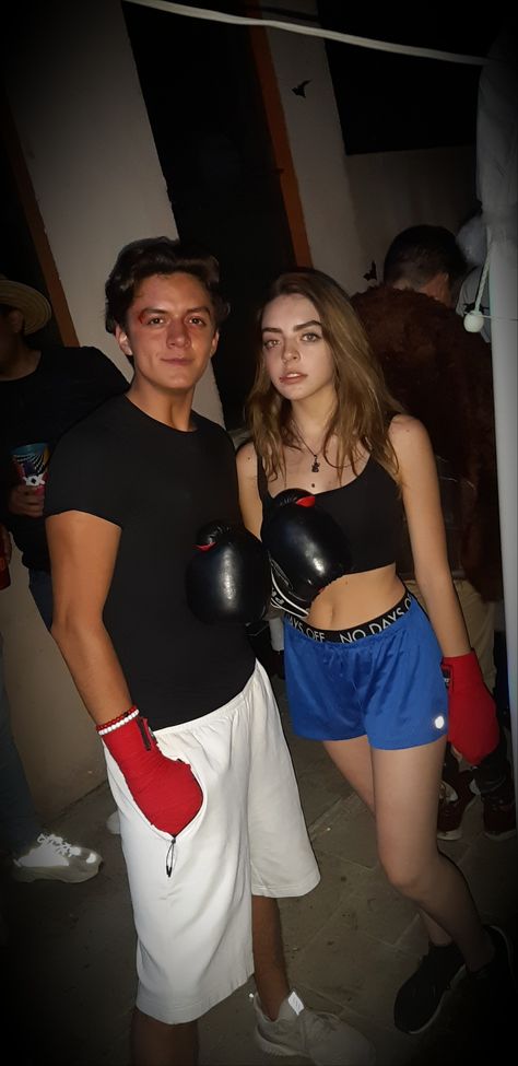 Couples Boxing Costume, Boxer Couple Costume, Athlete Costume, Boxing Costume, Boxer Halloween, Boxer Costume, Boxing Halloween Costume, Party Couple, Halloween Box