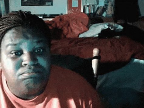 Jump Scare Gif, Scared Reaction, Jump Scare, Reaction Gif, Melodrama, Read Image, Reaction Pictures, Horror Movies, Animated Gif