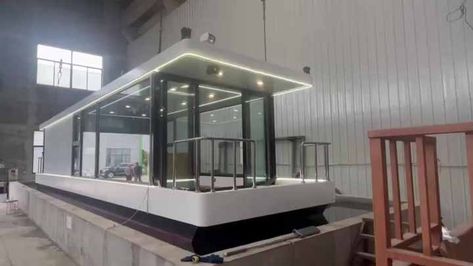 New Design House Boat Aluminum Pontoon Houseboat For Sale Space Capsule Boathouse Floating Solar-powered Electric Houseboat Pontoon Houseboats For Sale, New Design House, Houseboat Plans, Pontoon Houseboat, Houseboat Living, Space Capsule, Houseboat, Solar Powered, House Boat