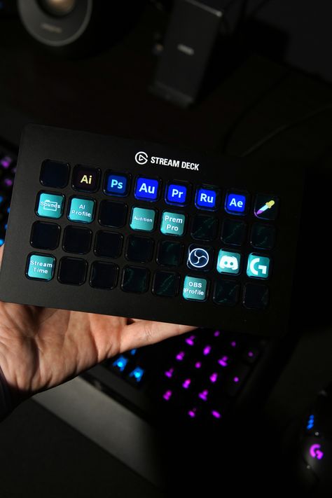 Elgato Stream Deck, Dream Setup, Luxury Desk, Ui Ux App, Streaming Setup, Gaming Room Setup, Room Desk, Notebook Computer, Smart Tech