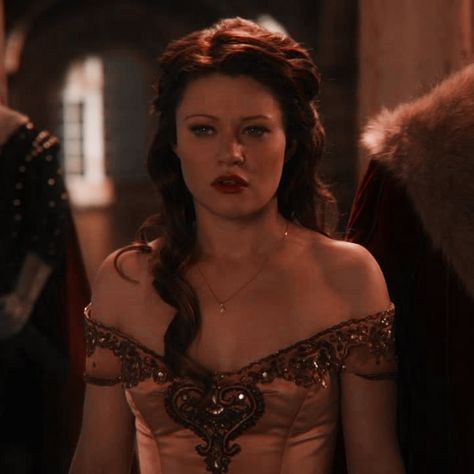 Once Upon A Time Belle, Belle Once Upon A Time, Alex Gray Art, Fantasy Tv Shows, Emilie De Ravin, Revenge Of The Fallen, Alex Grey, Queen Charlotte, James Potter