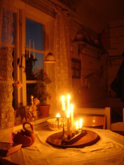 candlelight. lace Warm Candle Light, Relaxing Thoughts, Yellow Jellyfish, Cosy Candles, Witch Hut, Hopelessly Romantic, Candle Lite, Witch Room, Orange Candle