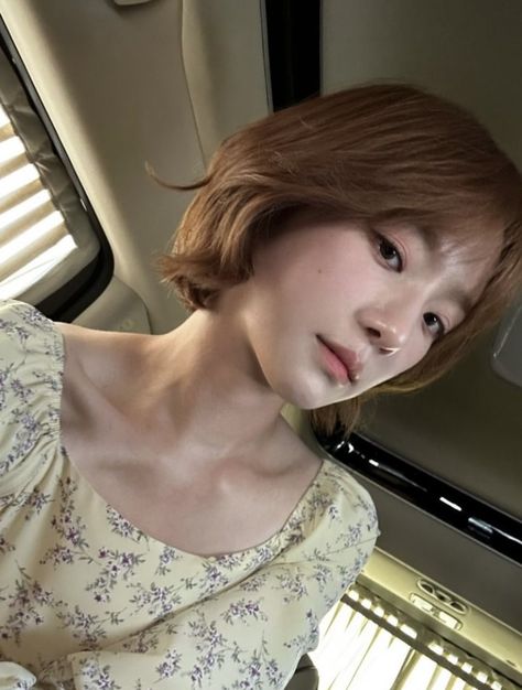 Park Gyu Young Icon, Park Kyu-young, Park Gyu-young, Young Park, Really Short Hair, Cute Haircuts, Young Celebrities, Young Actresses, Girl Short Hair