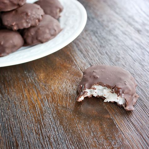 Art of Dessert: Allergy-Friendly Chocolate-Covered Coconut Patties Coconut Patties Recipe, Egg Free Desserts, Coconut Candy, Gluten Free Christmas, Patties Recipe, Snacks To Make, Blog Art, Candy Making, Chocolate Coconut