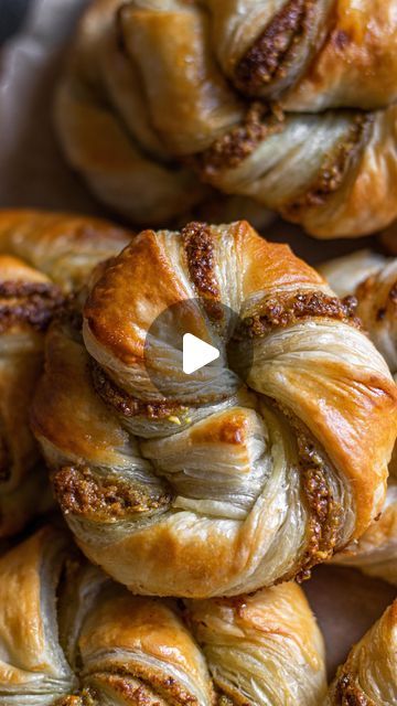 Sherly Sarkizzadeh, MPH | Healthy Recipes on Instagram: "Puff Pastry Baklava! @thehealthyishfood follow for more easy recipes! I love puff pastry! It’s so convenient and perfect for so many recipes! This baklava is not authentic, but so easy and delicious! 🍯   You’ll need- 2 sheets of puff pastry  1/2 cup pistachio 2 tbsp sugar  1/2 tsp cinnamon 3 tbsp butter @organicvalley  Drizzle of honey  Egg wash- 1 egg white plus 1 tsp water   Syrup optional: 1/4 cup water and 1/4 cup honey, bring to boil and simmer then drizzle on top of the baklava after they bake!   Bake at 400 degrees F for 30-35 minutes or until golden and baked!   Enjoy!  #baklavarecipe #puffpastryrecipes #easydesserts #middleeasternrecipes #meditteraneanfood #baklavas #healthydessertrecipes #fallrecipe" Pistachio Puff Pastry, Baklava Recipe, Fall Brunch, Egg Wash, Puff Pastry Recipes, 1 Egg, Middle Eastern Recipes, Baklava, Puff Pastry