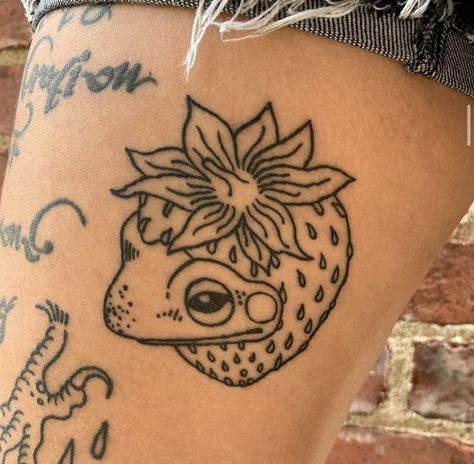 Chris Kirkpatrick, Strawberry Frog, Finger Tats, Creepy Tattoos, Stick And Poke, Discreet Tattoos, Leg Sleeves, Aesthetic Look, Nature Tattoos