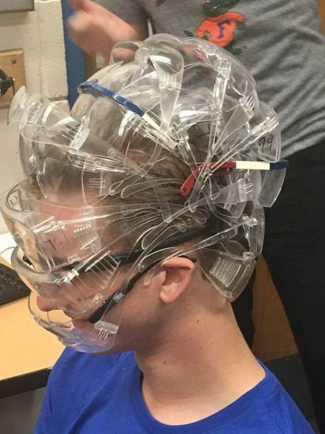 Full head protection First Robotics Competition, Vex Robotics, Robotics Competition, Escalated Quickly, Bad Memes, Oh God, Head Protection, Best Pics, Safety First