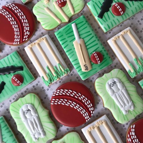 87 Likes, 3 Comments - Blushed Biscuits (@blushed_biscuits) on Instagram: “Cricket themed birthday biscuits 🏏 #designercookies #cookiesofinstagram #icedcookiesofinstagram…” Cricket Cookies, Cricket Party, Birthday Biscuits, Decorative Cookies, Theme Cookies, Face Flower, Iced Biscuits, Mermaid Party Decorations, Cookie Inspiration