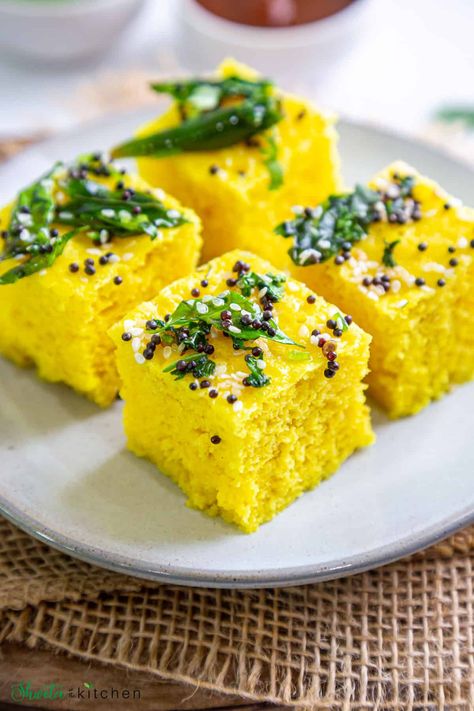 Khaman Dhokla Recipe Savory Cake, Khaman Dhokla, Gujarati Snacks, Savory Recipe, Dhokla Recipe, Steam Recipes, Gram Flour, Indian Breakfast, Chickpea Flour