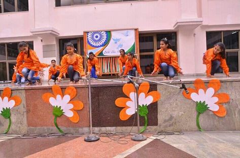 26 January Republic Day Decoration In School, Independence Day Stage Decoration, Independent Day Decoration, Republic Day Decoration In School, Independence Day Decoration School, Republic Day Board Decoration Ideas, Annual Day Decoration For School, 15 August Decoration Ideas, Independence Day Activities