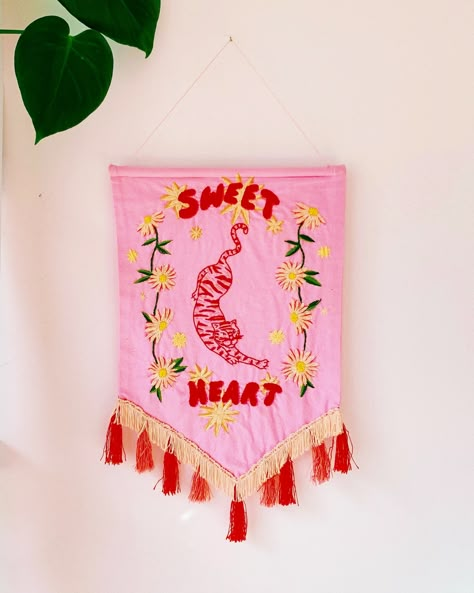 Tattoo Merch, Tattoo Banner, Dia De Los Muertos Decorations Ideas, Embroidery Wall Art, Wall Flag, Cute Sewing Projects, Banners Buntings, Textile Artist, Fabric Projects