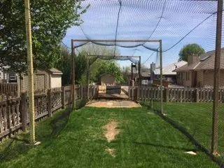 How to Build a Backyard Batting Cage - HubPages Batting Cage Backyard, Backyard Slide, Batting Cage Net, Pitching Drills, Diy Carport, Batting Cage, Backyard Baseball, Softball Pitching, Batting Cages