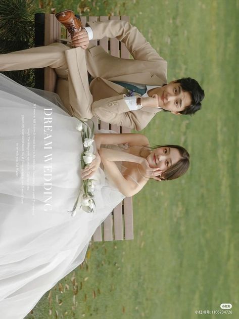 Korean Outdoor Prewedding, Korean Outdoor Photoshoot, Korean Prewedding Photography Outdoor, Outdoor Wedding Photoshoot, Korean Prewedding Photography, Pre Wedding Photoshoot Theme, Korean Prewedding, Prewedding Outdoor, Korean Wedding Photography