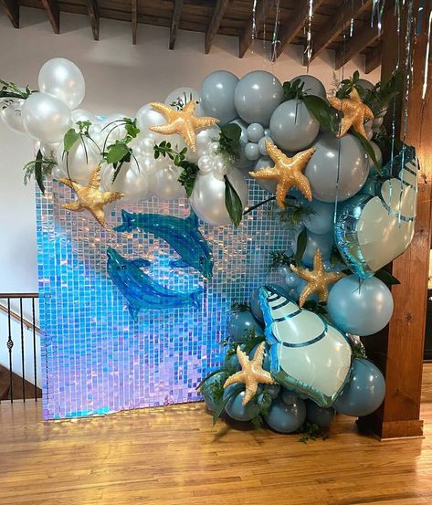 Quinceanera Beach Theme, Underwater Quinceanera Sea Theme, Dolphin Party Decorations, Ocean Prom Theme, Coral Theme Party, Ocean Graduation Party, Ocean Quinceanera Theme, Under The Sea Hoco Theme, Under The Sea Hoco