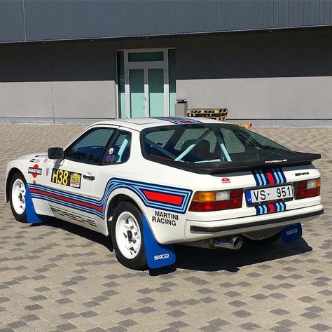 Porsche 944 Martini rally car Porsche 944 Rally, 944 Safari, Porsche Livery, Martini Livery, Porsche Rally, 944 Porsche, Porsche 924s, Porsche Boxster 986, Custom Porsche