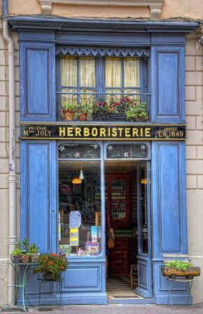 Herboristerie de Saint-Jean - Lyon, France Herbal Shop, Shop Facade, Fotografi Kota, 카페 인테리어 디자인, French Cafe, Shop Fronts, Lyon France, Shop Front, Store Front