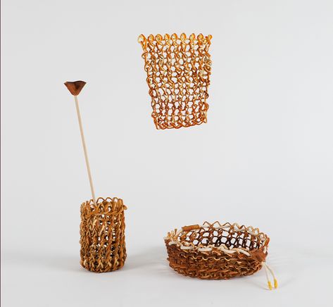 yuli meroz cuts, folds and knits orange peels to create intricate crafts Unconventional Materials, Round Loom, Orange Peels, Material Research, Machining Projects, Knit Basket, Sustainable Textiles, Orange Design, Textiles Fashion