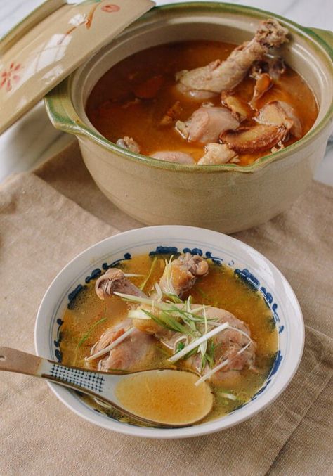 Taiwanese Sesame Oil Chicken Soup, by thewoksoflife.com Sesame Oil Chicken, Confinement Food, Minute Chicken, Taiwanese Cuisine, Woks Of Life, The Woks Of Life, Taiwanese Food, Asian Soup, Noodle Soup Recipes