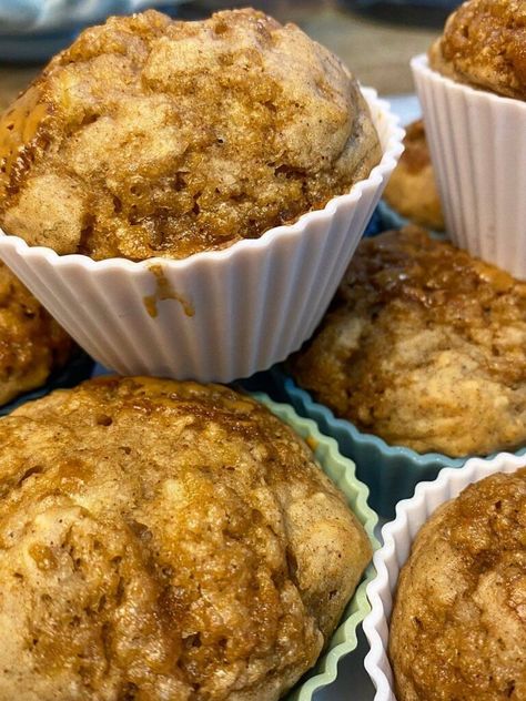 43 Calorie Banana Muffins - Cooking Katie Lady Low Calorie Muffins, Banana Greek Yogurt, Cinnamon Streusel Topping, Banana Protein Muffins, Low Glycemic Sweeteners, Banana Coffee Cakes, Cottage Cheese Eggs, Low Calorie Breakfast, Cinnamon Streusel