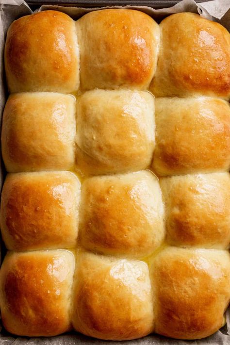 Gluten Free Dinner Rolls Easy, Dinner Rolls No Mixer, Soft Dinner Rolls Recipe, Bread Recipe Without Eggs, Roll Dough Recipe, Gluten Free Dinner Rolls, Soft Bread Recipe, Soft Dinner Rolls, Quick Dinner Rolls