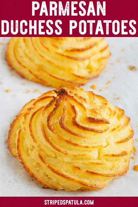 Looking for the perfect potato side dish? Look no further! These Parmesan Duchess Potatoes are an easy way to elevate mashed potatoes for an impressive side dish. Perfect for a holiday dinner! #potato #sidedish #easyrecipe #dinnerrecipe Duchess Potatoes, Fingerfood Party, Decorações Com Comidas, Potato Sides, Potato Side Dishes, Snacks Für Party, Potato Dishes, Potato Recipes, Side Dish Recipes