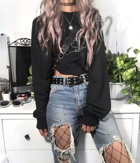 Sweatpants Outfit For School, Grunge Outfits Winter, Avocado Cake, Mode Harajuku, Grunge Outfits 90s, Cake Easter, Vestiti Edgy, Look Grunge, Mode Punk