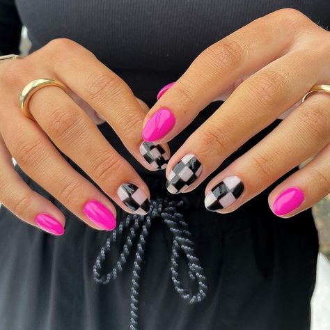 Fire Wife Nails, Vans Nail Designs, Spring Nails Ideas Short, Trending Nails Right Now, Pitbull Concert Nails, Nails Design Checkered, Black And Pink Checkered Nails, Simple Nails March, Half And Half Nail Color